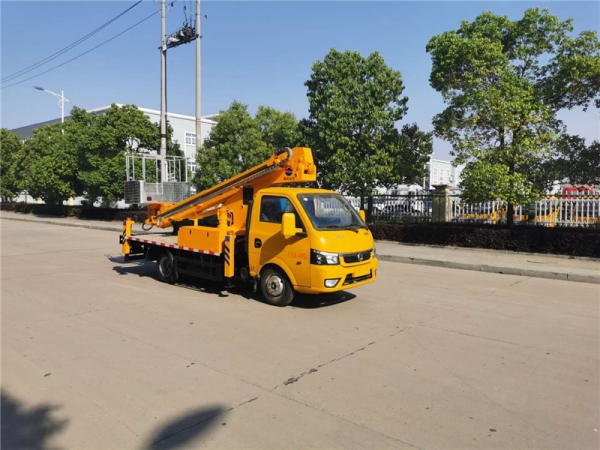 國六東風途逸16米高空作業(yè)車 高效安全，城市建設的得力助手