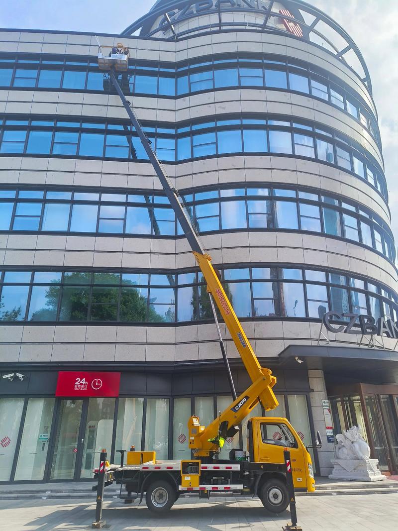 天津車載式高空作業(yè)車租賃 無需押金運(yùn)費(fèi)，靈活應(yīng)對10-50米高空作業(yè)